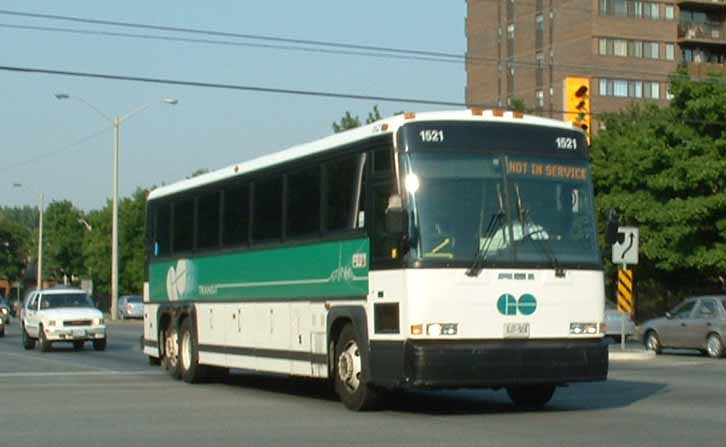 GO Transit MCI 102C3 1521